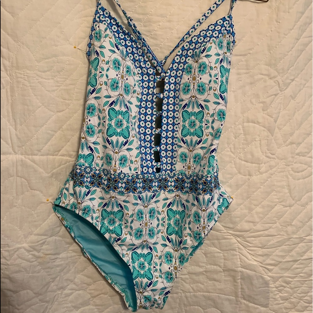NWT, Bathing suit